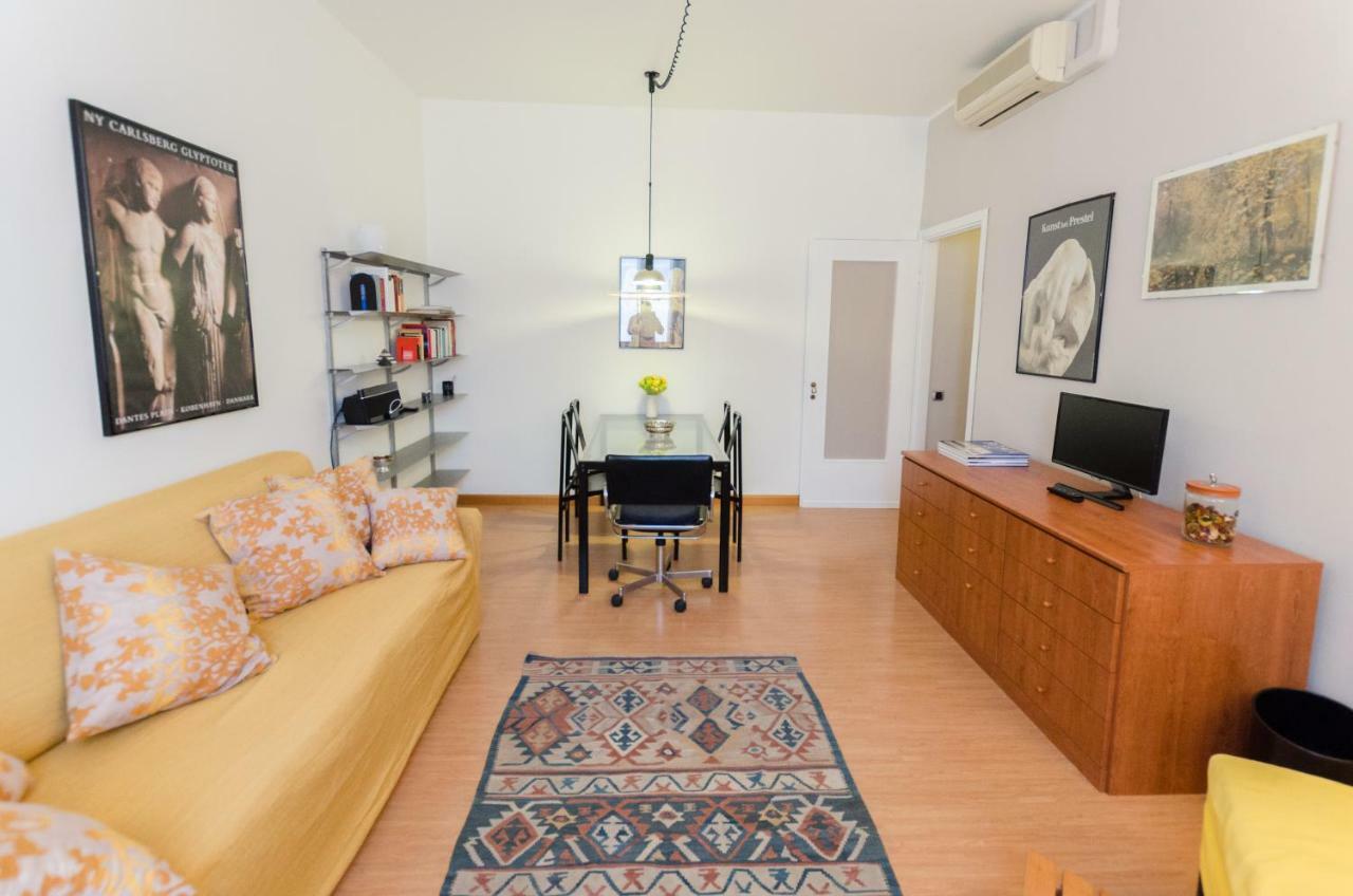 Roomy Central Apartment Milan Exterior photo