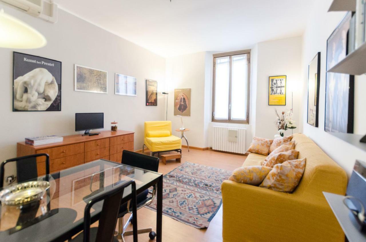 Roomy Central Apartment Milan Exterior photo